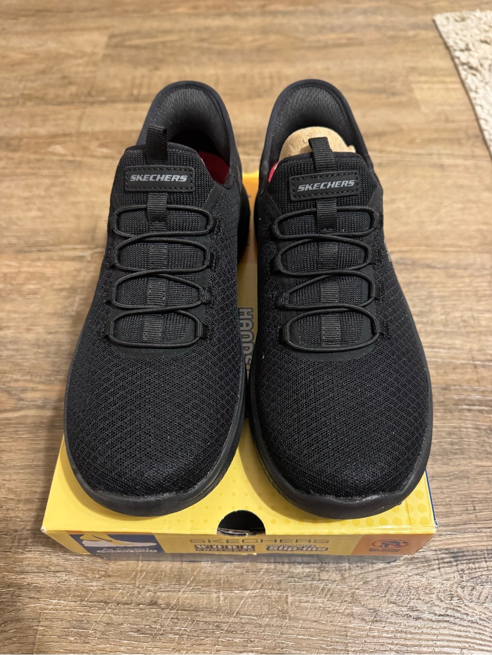 NWOT Sketchers black slip-resistant slip-on workwear sneakers